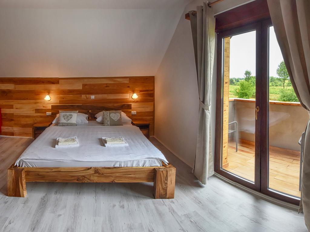 Villa Stone Раковица Екстер'єр фото