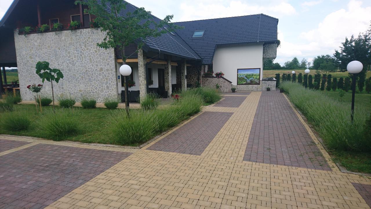 Villa Stone Раковица Екстер'єр фото